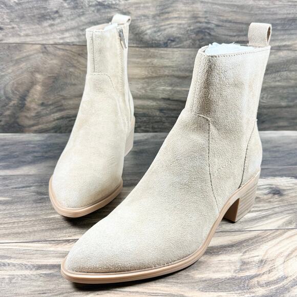 NIB Dolce Vita Bryson Lt Taupe Suede Booties 9M - Picture 4 of 9